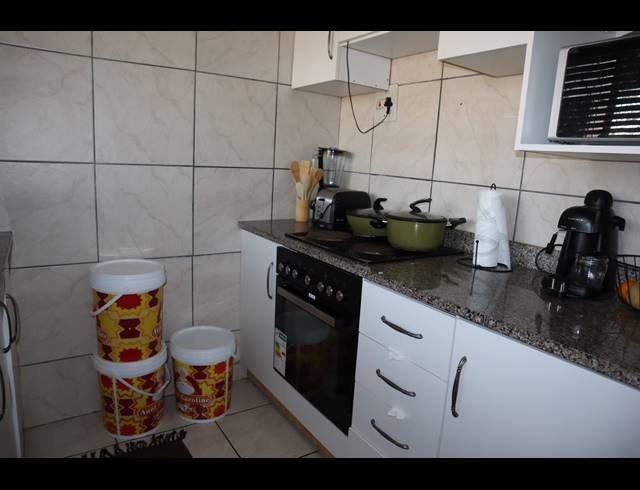 2 BEDROOM APARTMENT FOR SALE IN PINETOWN CENTRAL